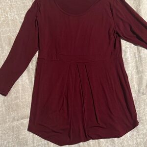 Women’s Long Sleeve Pleated Tunic Maternity Top - Burgundy